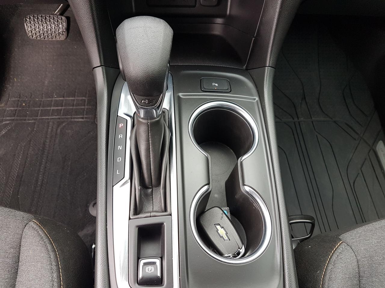 2023 Chevrolet Equinox LT AWD *HEATED SEATS* Photo