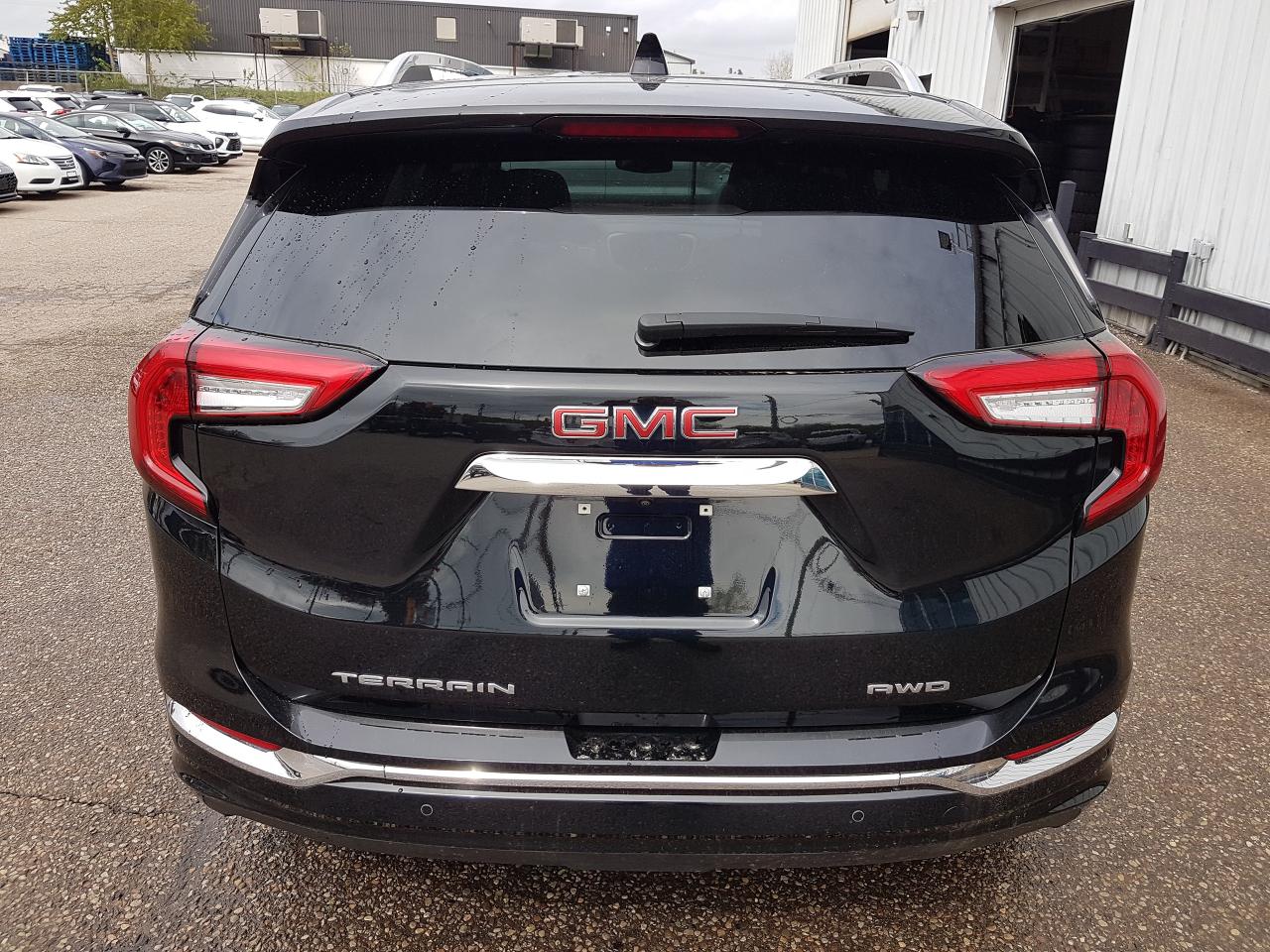 2023 GMC Terrain DENALI *LEATHER-SUNROOF-NAVIGATION* Photo