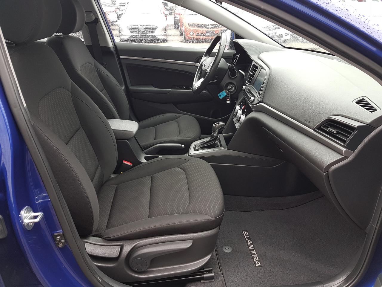 2020 Hyundai Elantra Preferred *HEATED SEATS* Photo