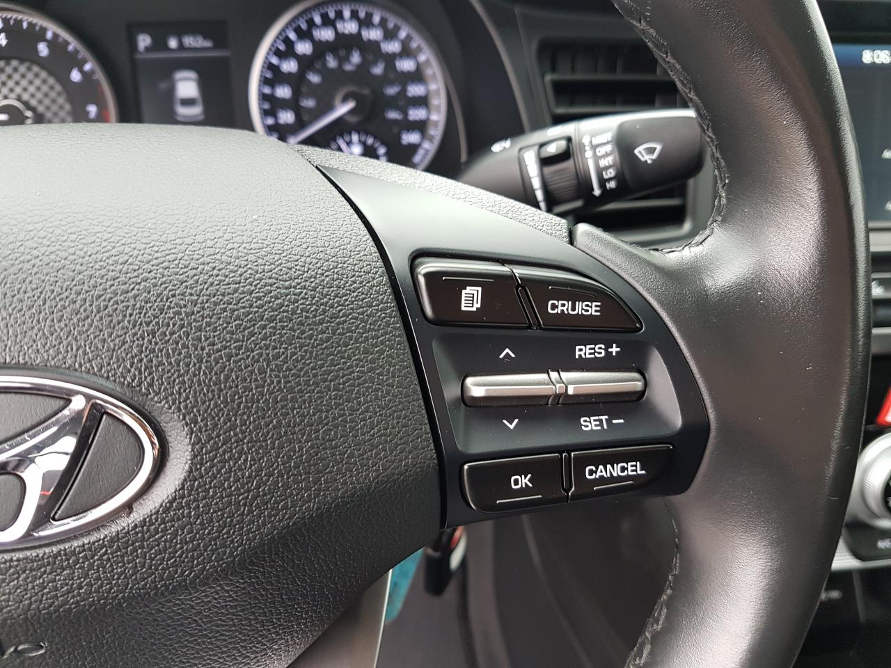 2020 Hyundai Elantra Preferred *HEATED SEATS* Photo