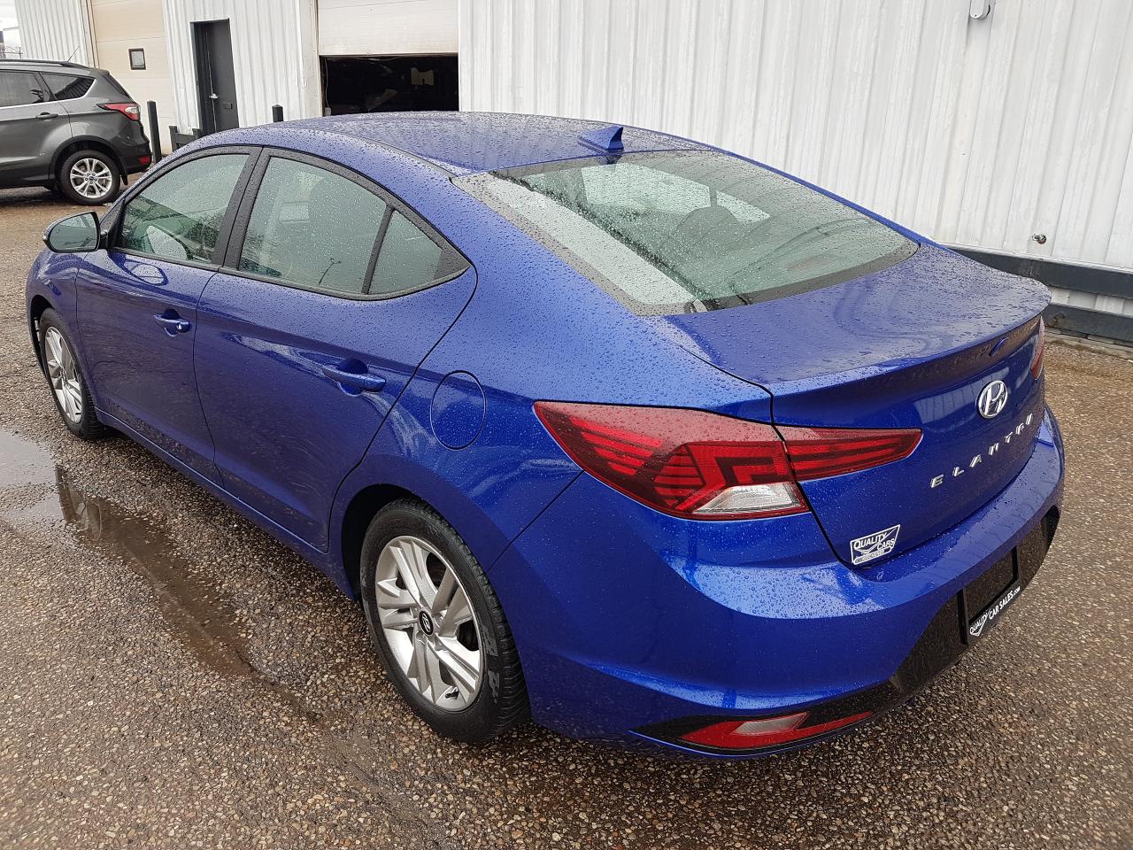 2020 Hyundai Elantra Preferred *HEATED SEATS* Photo2