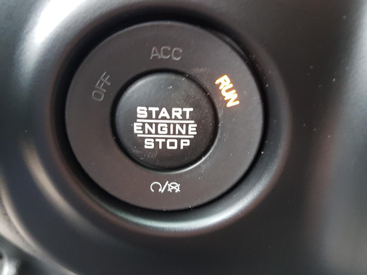 2023 Jeep Wrangler Unlimited Sahara *LEATHER-NAVIGATION* Photo