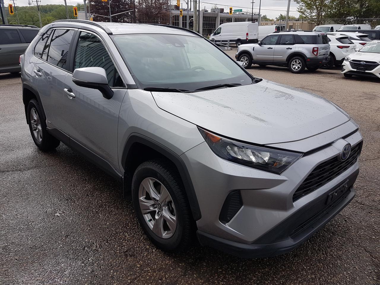 2023 Toyota RAV4 HYBRID LE AWD *HEATED SEATS* Photo