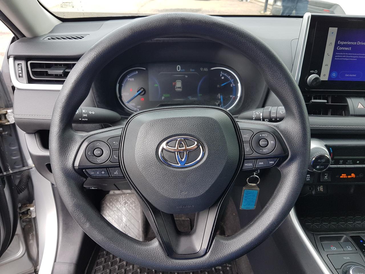 2023 Toyota RAV4 HYBRID LE AWD *HEATED SEATS* Photo