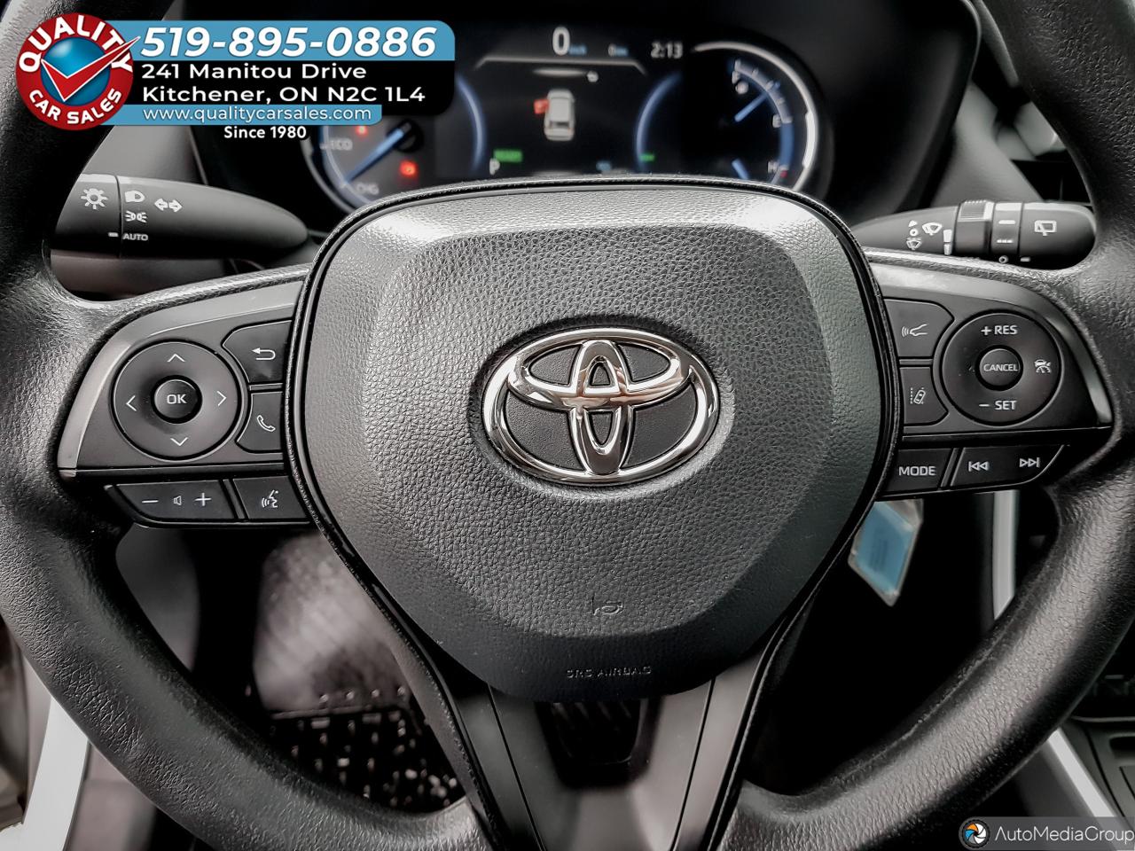 2023 Toyota RAV4 HYBRID LE AWD *HEATED SEATS* Photo