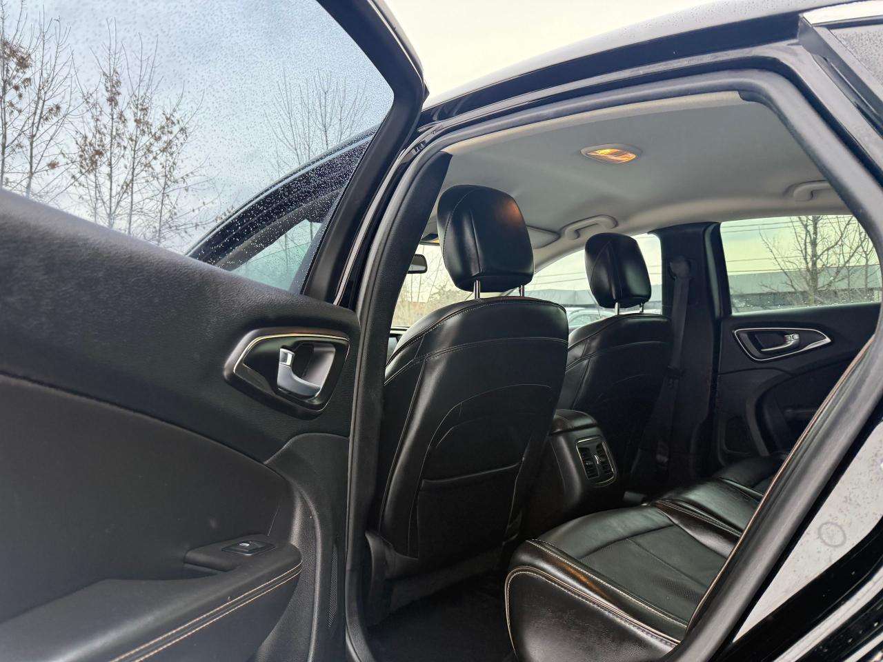 2016 Chrysler 200 C FWD *SAFETY INCLUDED*WARRANTY INCLUDED* Photo