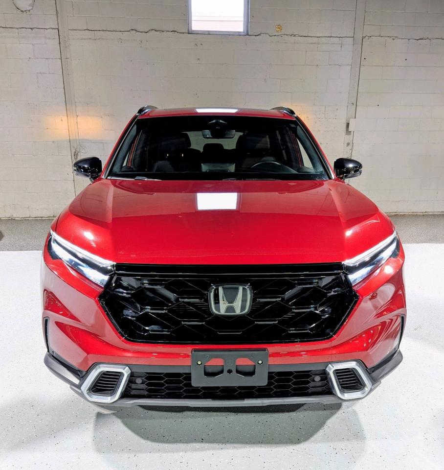 2025 Honda CR-V Touring AWD Photo