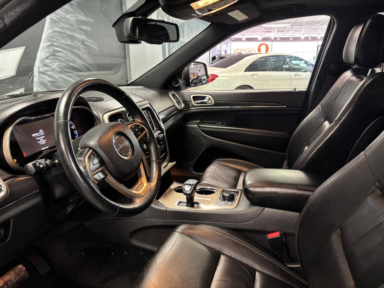 2014 Jeep Grand Cherokee 4WD 4dr Limited 33 SERVICE RECORDS $0 % DOWN FINANCE OAC Photo