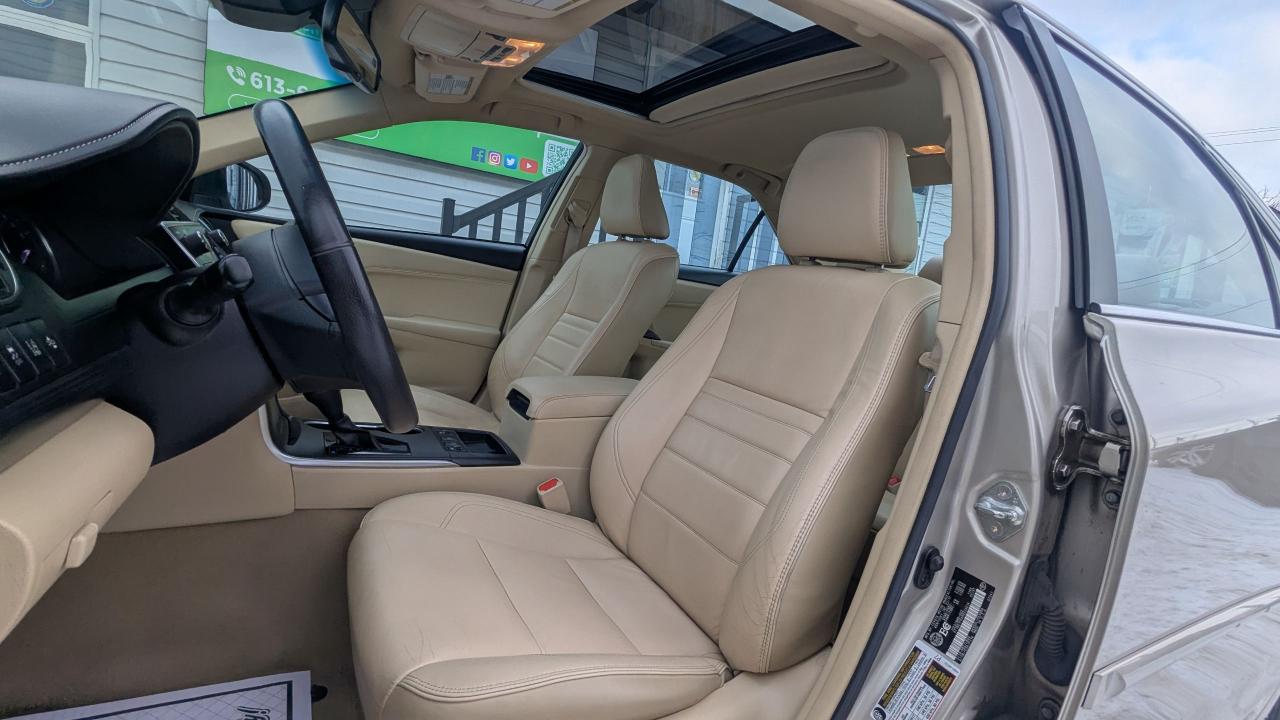 2017 Toyota Camry XLE Photo