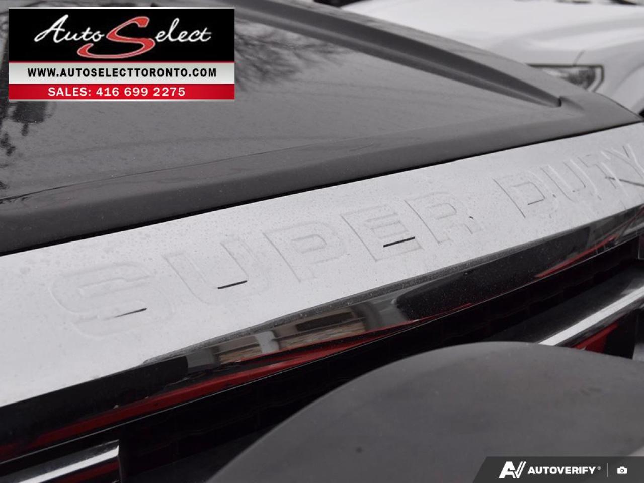 2015 Ford F-250 XLT 4x4 - V-Blade Western Plow - 6.2L V8 - Cln Carfax Photo