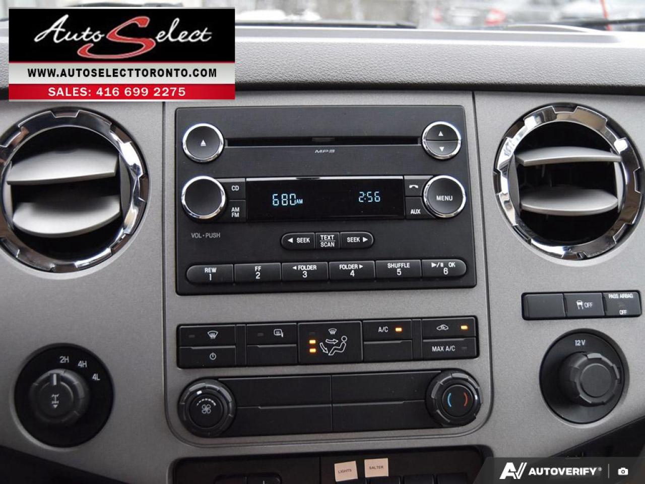 2015 Ford F-250 XLT 4x4 - V-Blade Western Plow - 6.2L V8 - Cln Carfax Photo