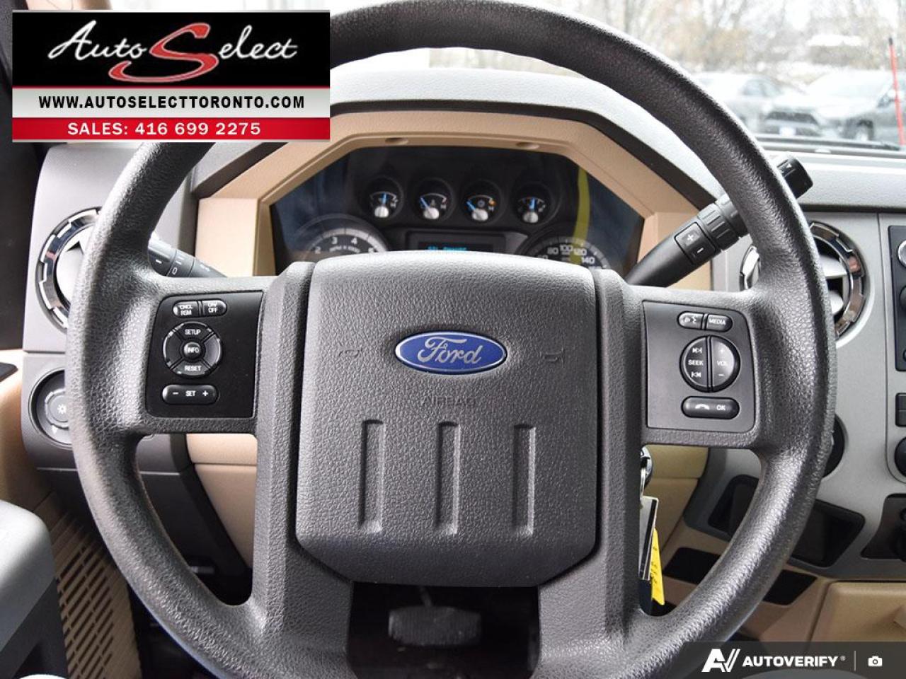 2015 Ford F-250 XLT 4x4 - V-Blade Western Plow - 6.2L V8 - Cln Carfax Photo