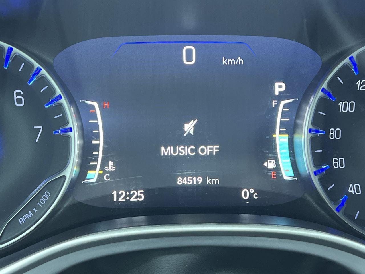 2023 Chrysler Pacifica Touring-L Photo