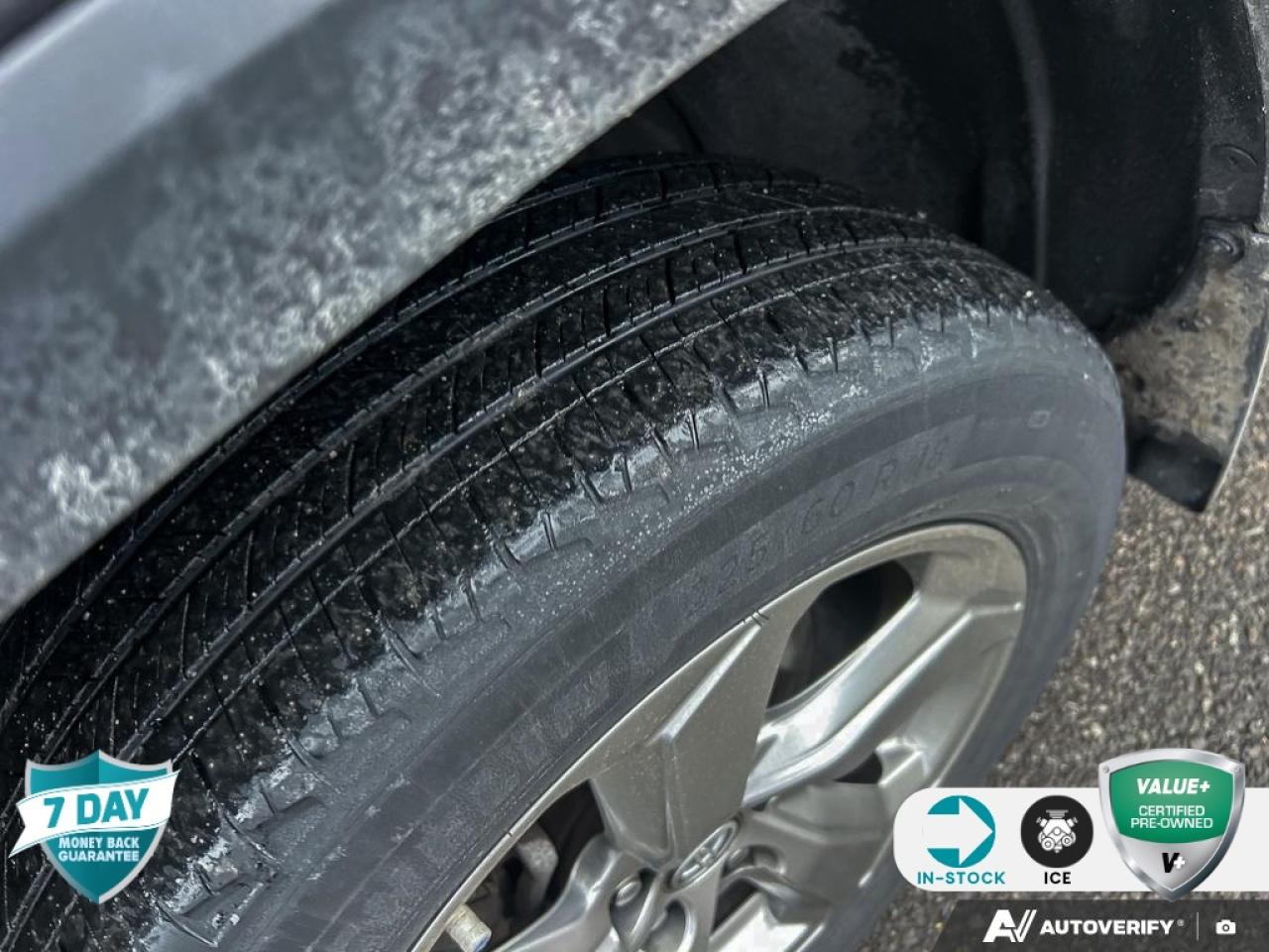 2020 Toyota RAV4 Hybrid Limited ONE OWNER Photo