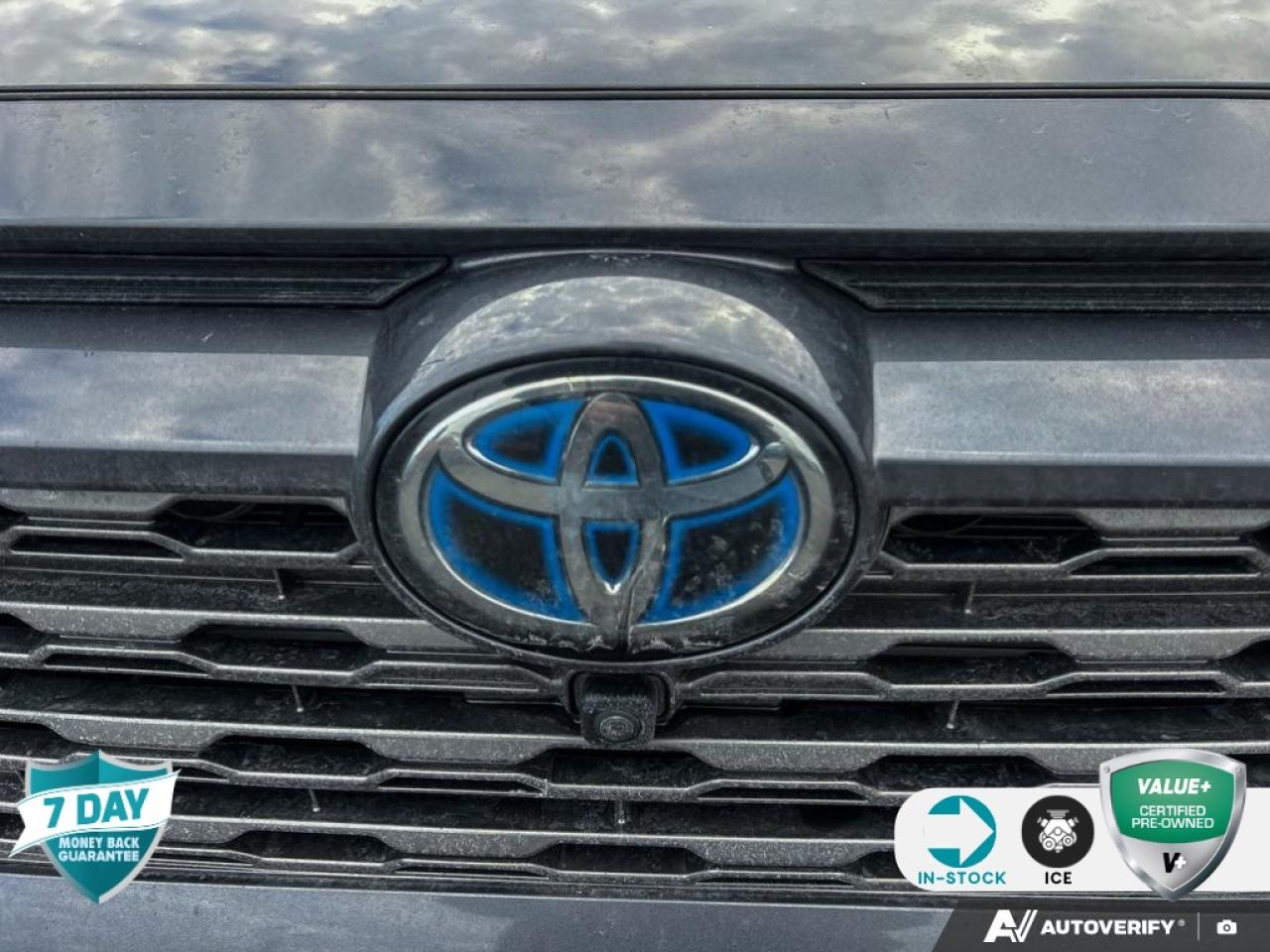 2020 Toyota RAV4 Hybrid Limited ONE OWNER Photo