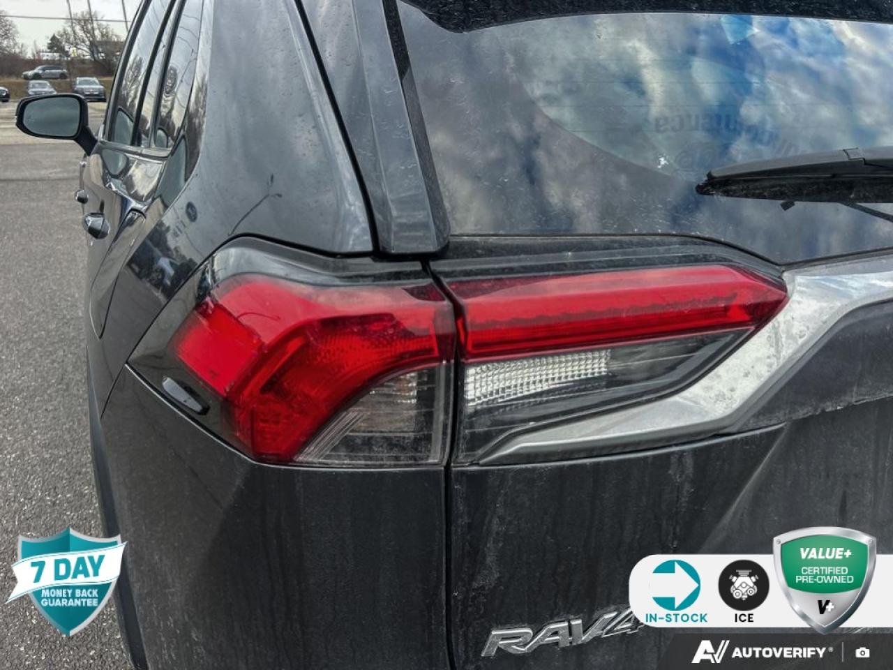 2020 Toyota RAV4 Hybrid Limited ONE OWNER Photo