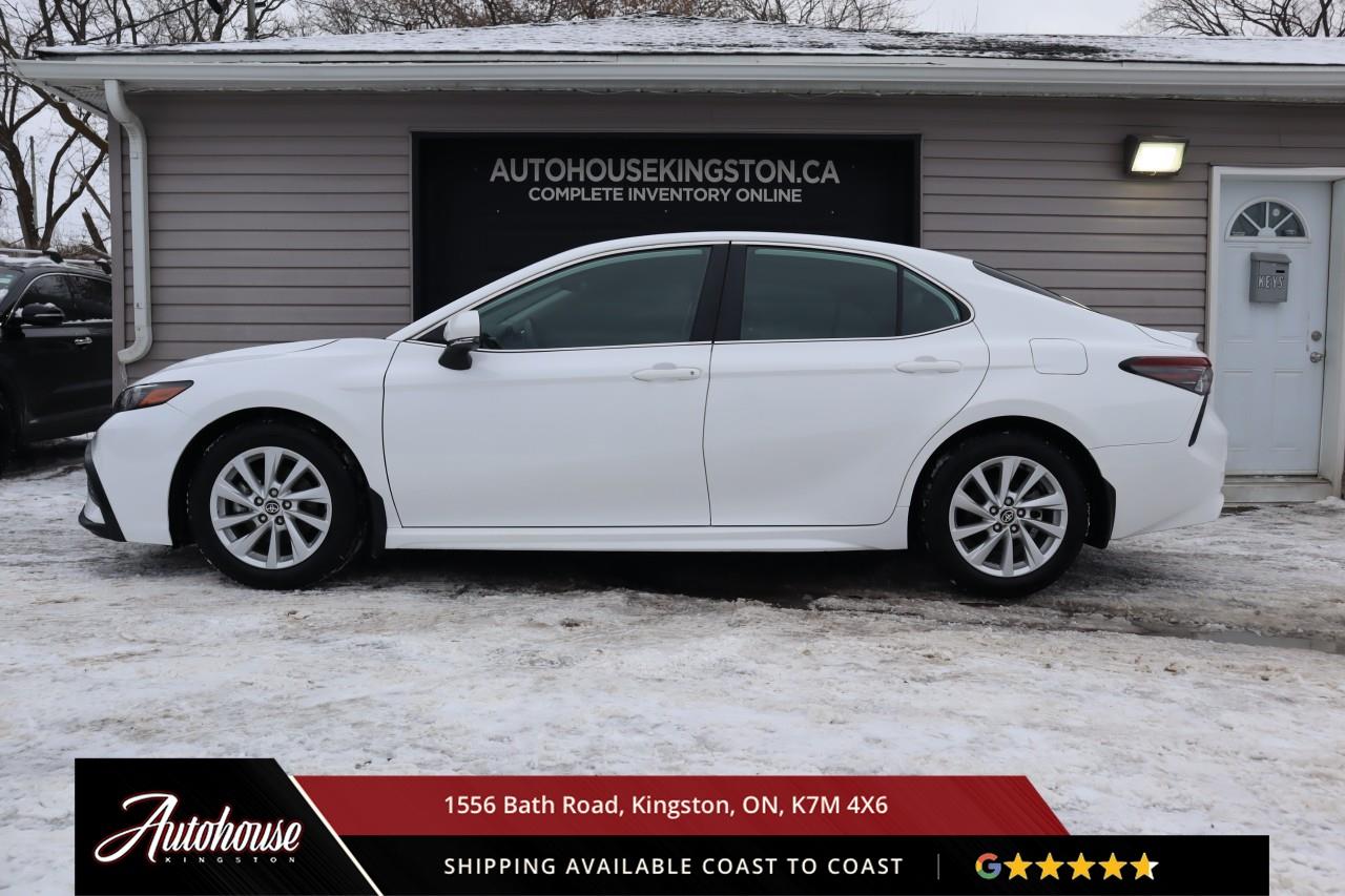 2024 Toyota Camry SE REARVIEW CAMERA - APPLE CARPLAY/ ANDROID AUTO Photo