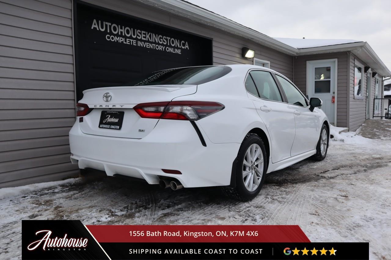 2024 Toyota Camry SE REARVIEW CAMERA - APPLE CARPLAY/ ANDROID AUTO Photo