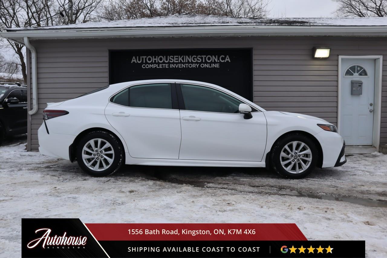 2024 Toyota Camry SE REARVIEW CAMERA - APPLE CARPLAY/ ANDROID AUTO Photo