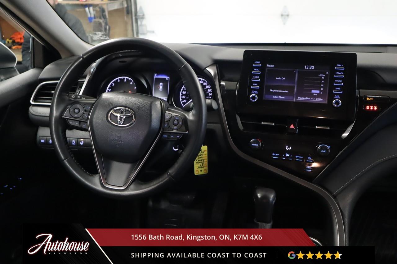 2024 Toyota Camry SE REARVIEW CAMERA - APPLE CARPLAY/ ANDROID AUTO Photo