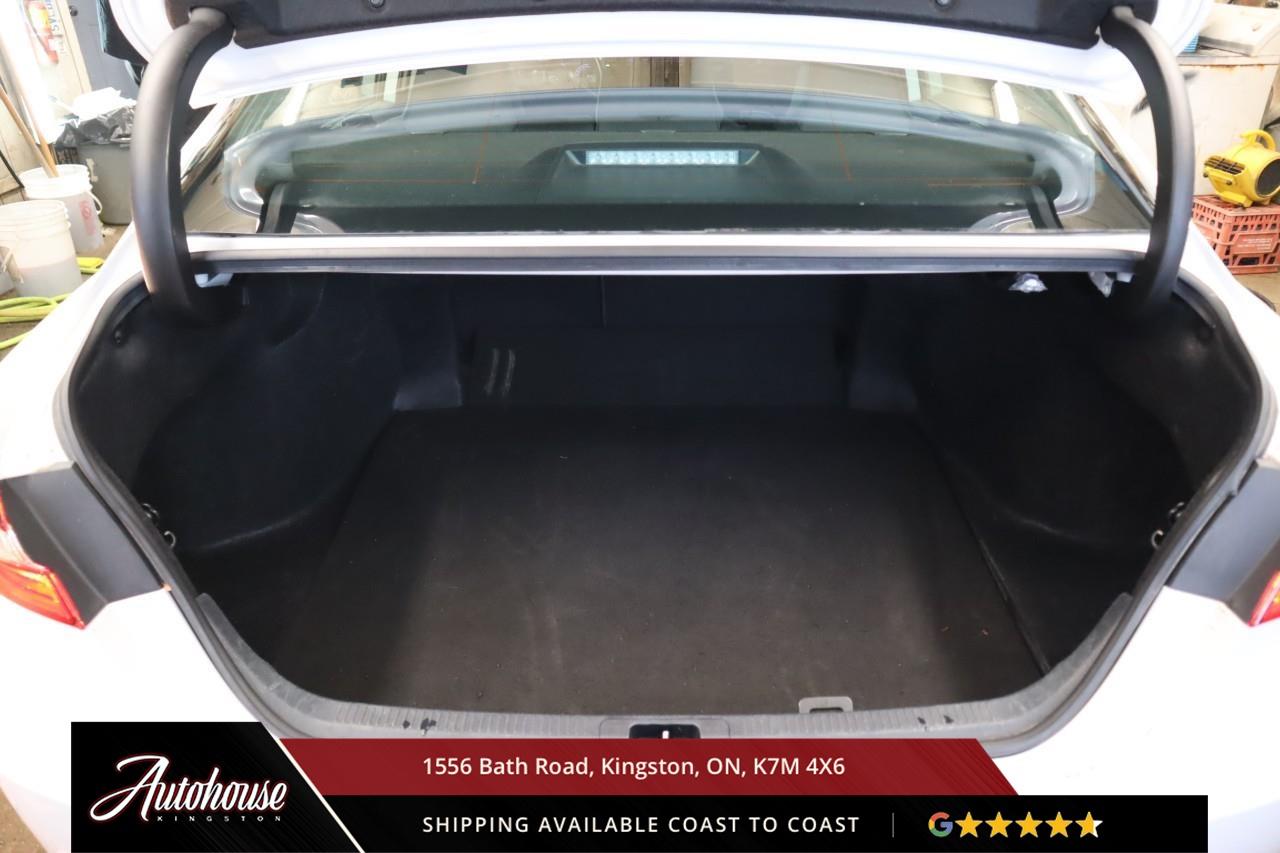 2024 Toyota Camry SE REARVIEW CAMERA - APPLE CARPLAY/ ANDROID AUTO Photo