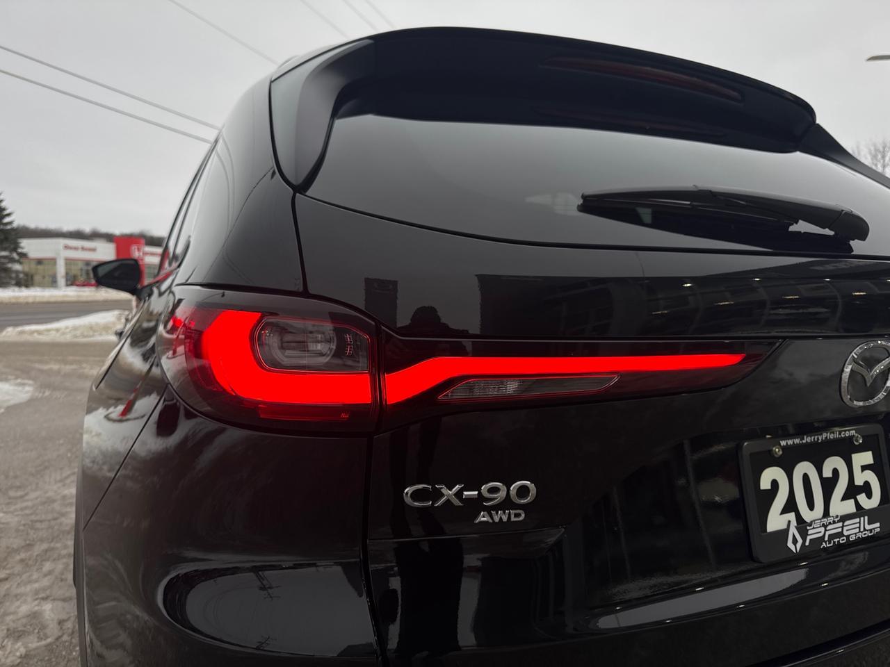 2025 Mazda CX-90 PHEV GT Photo