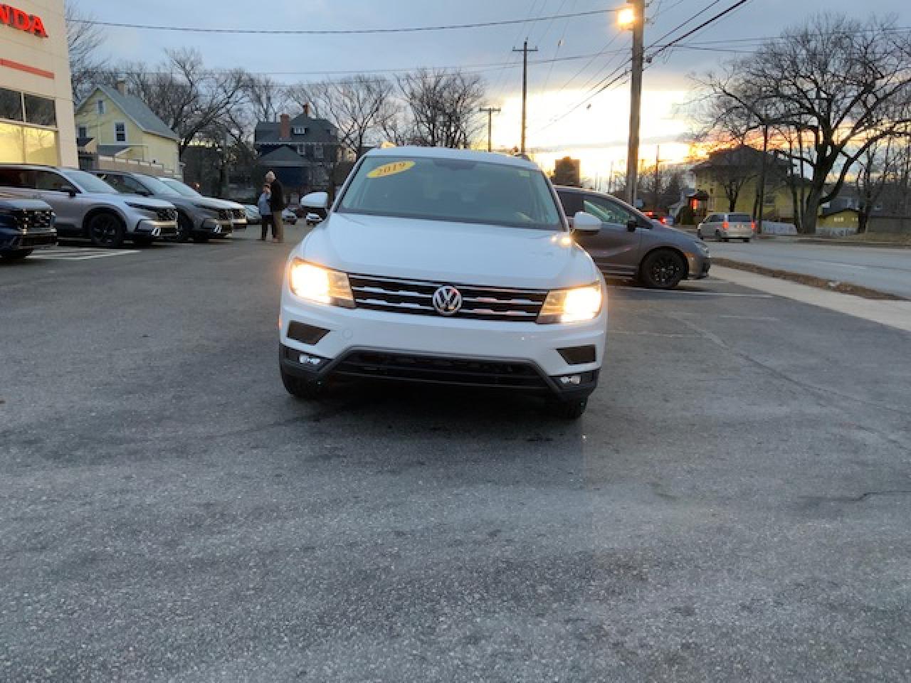 2019 Volkswagen Tiguan COMFORTLINE Photo