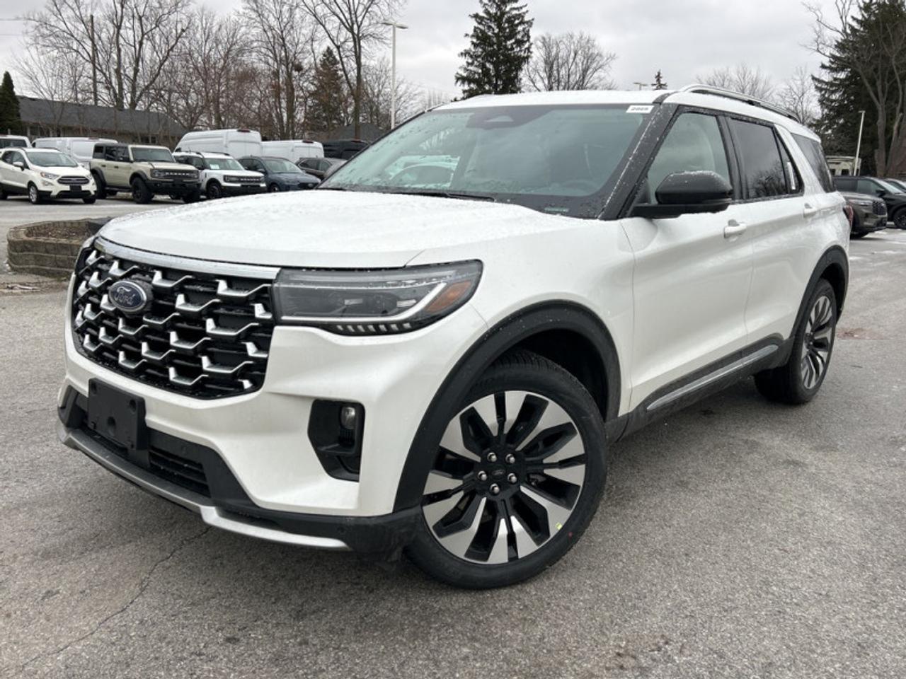 2026 Ford Explorer Platinum 4WD Photo2