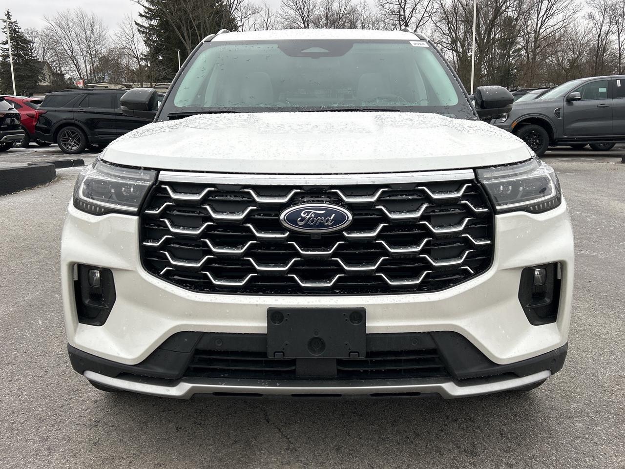 2026 Ford Explorer Platinum 4WD Photo