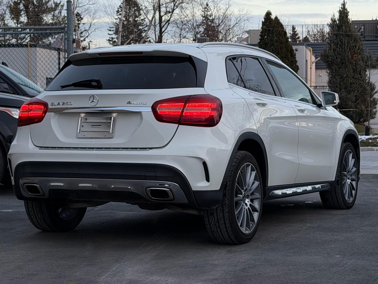 2018 Mercedes-Benz GLA GLA 250 AMG|NAVI|BACKUP|SUNROOF Photo