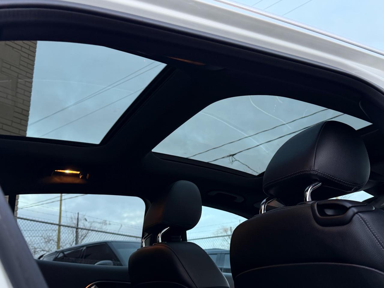 2018 Mercedes-Benz GLA GLA 250 AMG|NAVI|BACKUP|SUNROOF Photo