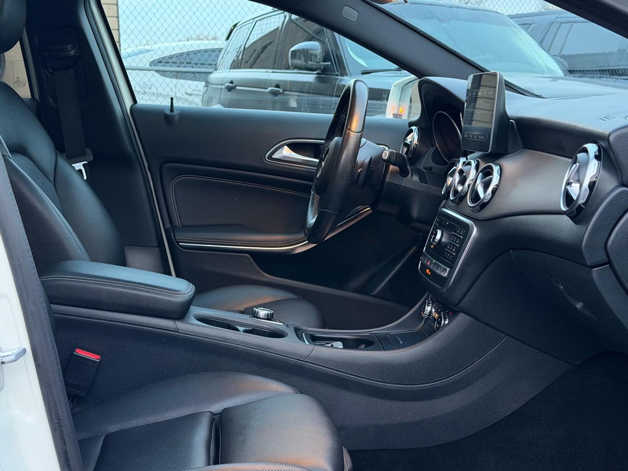 2018 Mercedes-Benz GLA GLA 250 AMG|NAVI|BACKUP|SUNROOF Photo