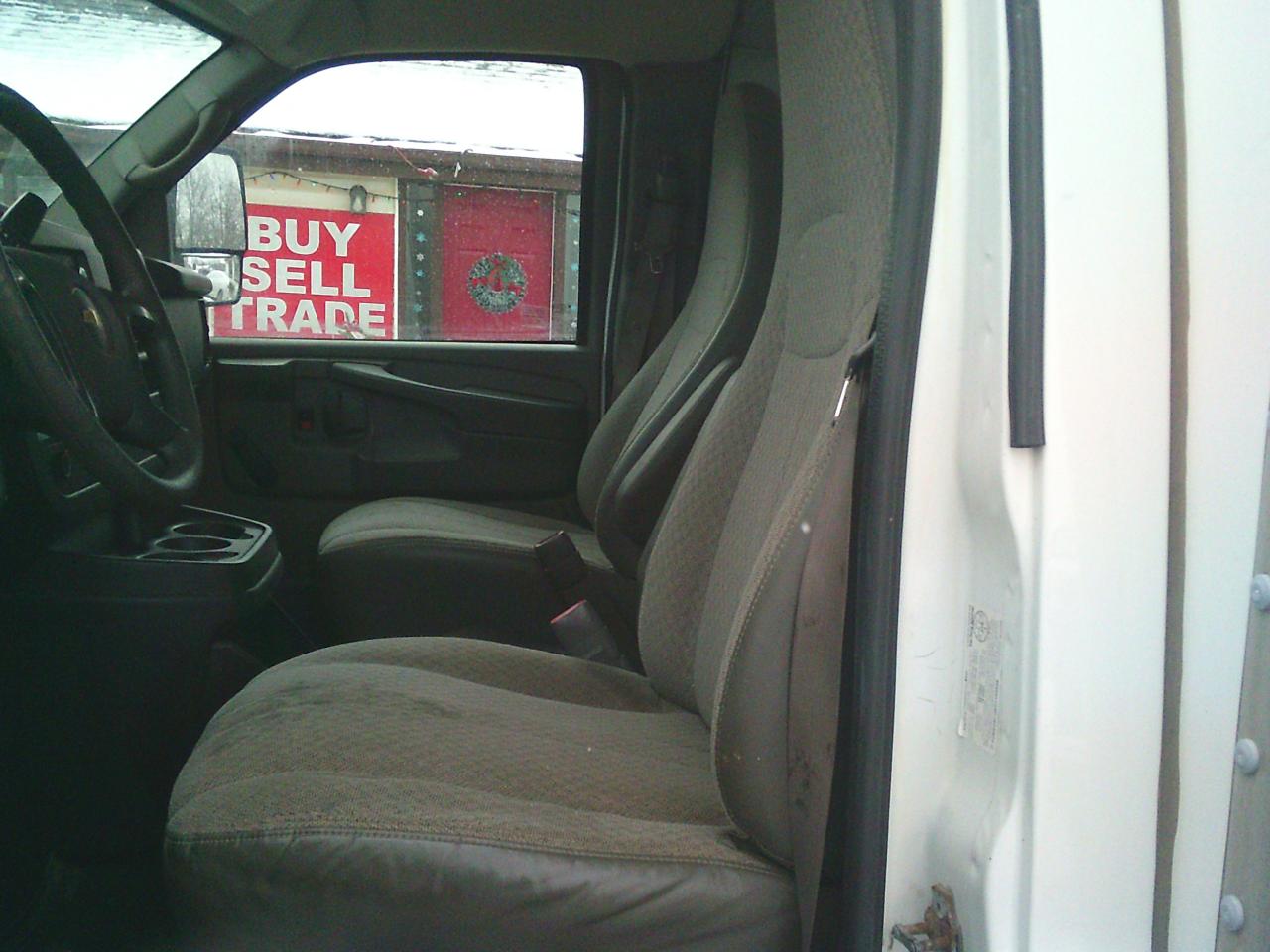 2013 Chevrolet Express Commercial Cutaway 4500 159  WB Photo