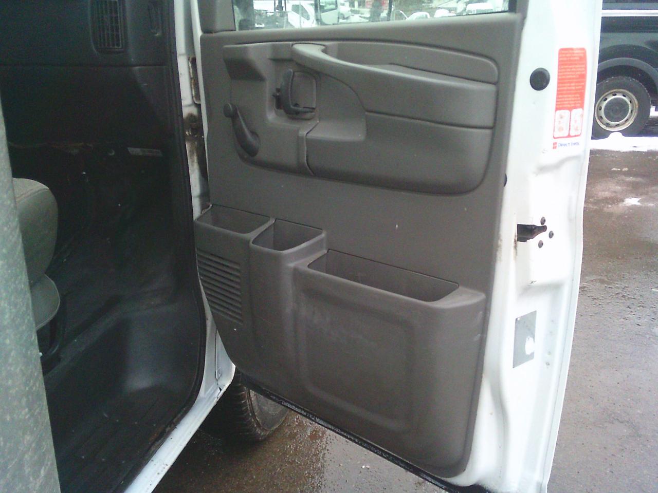 2013 Chevrolet Express Commercial Cutaway 4500 159  WB Photo