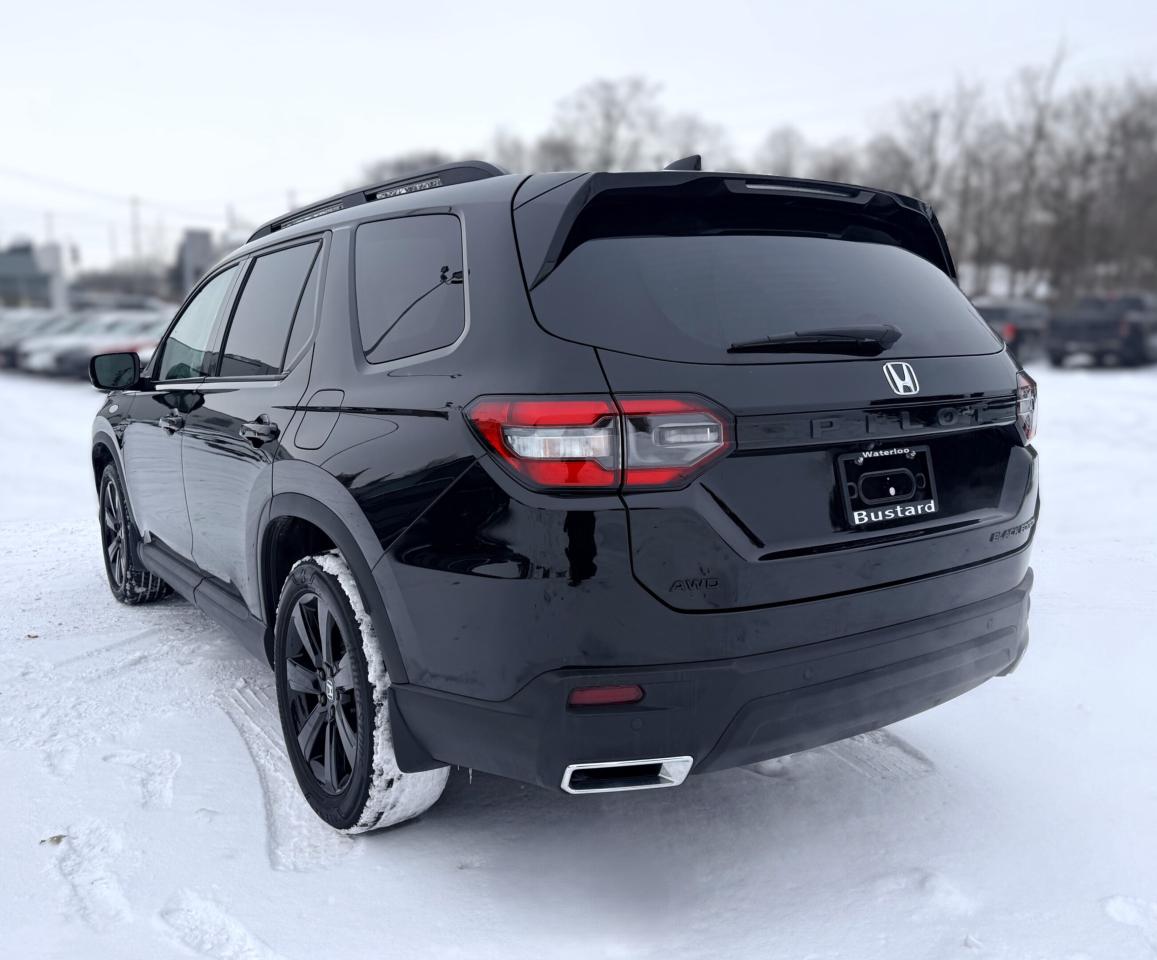 2025 Honda Pilot Black Edition AWD | NAVIGATION | REMOTE START | Photo