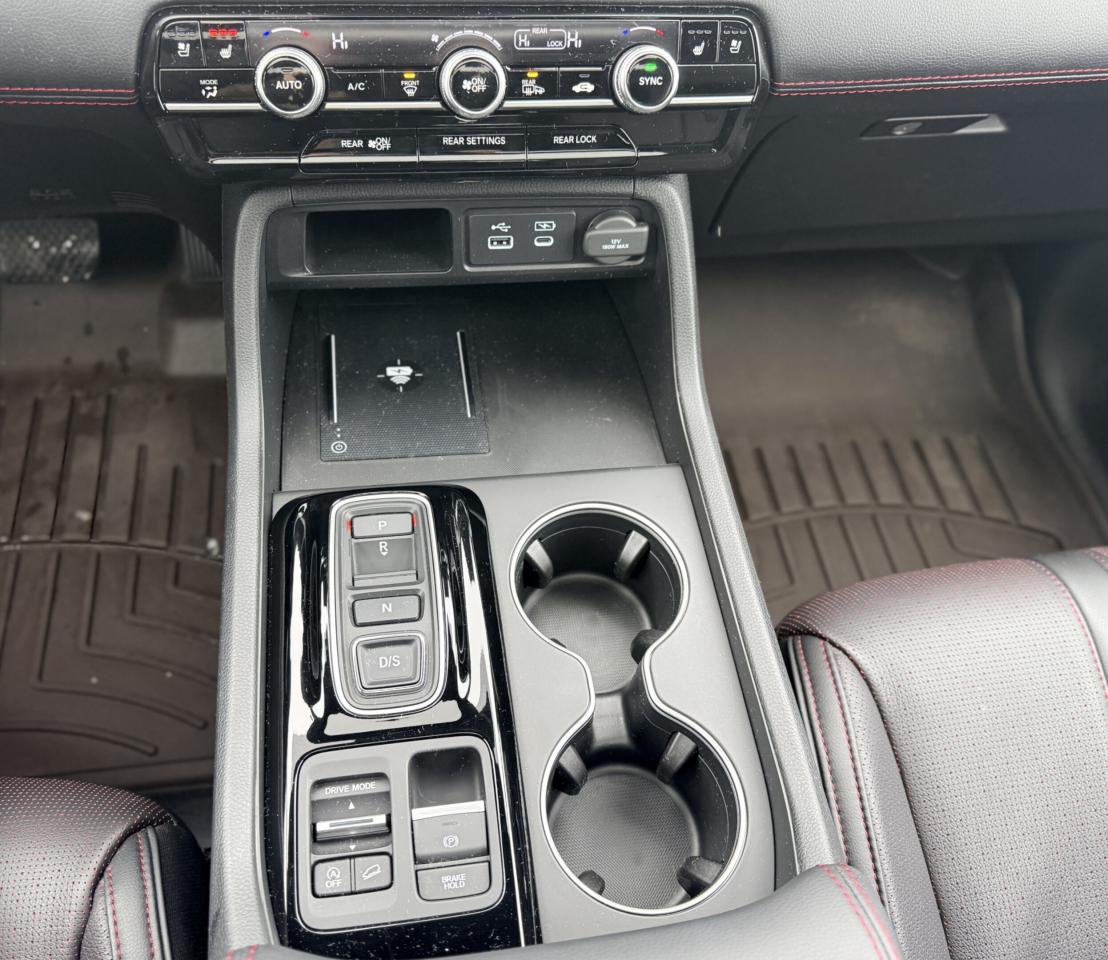 2025 Honda Pilot Black Edition AWD | NAVIGATION | REMOTE START | Photo