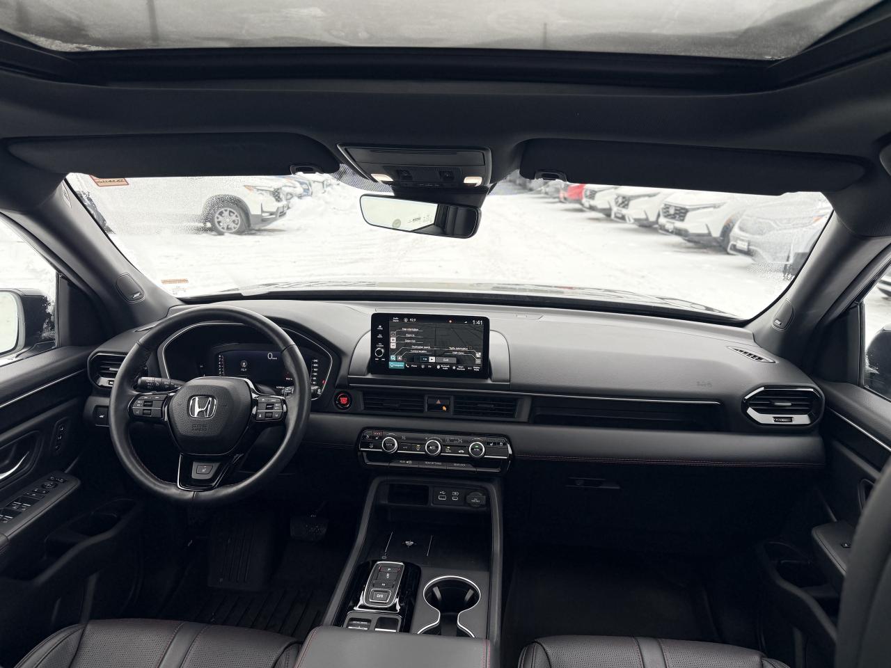 2025 Honda Pilot Black Edition AWD | NAVIGATION | REMOTE START | Photo