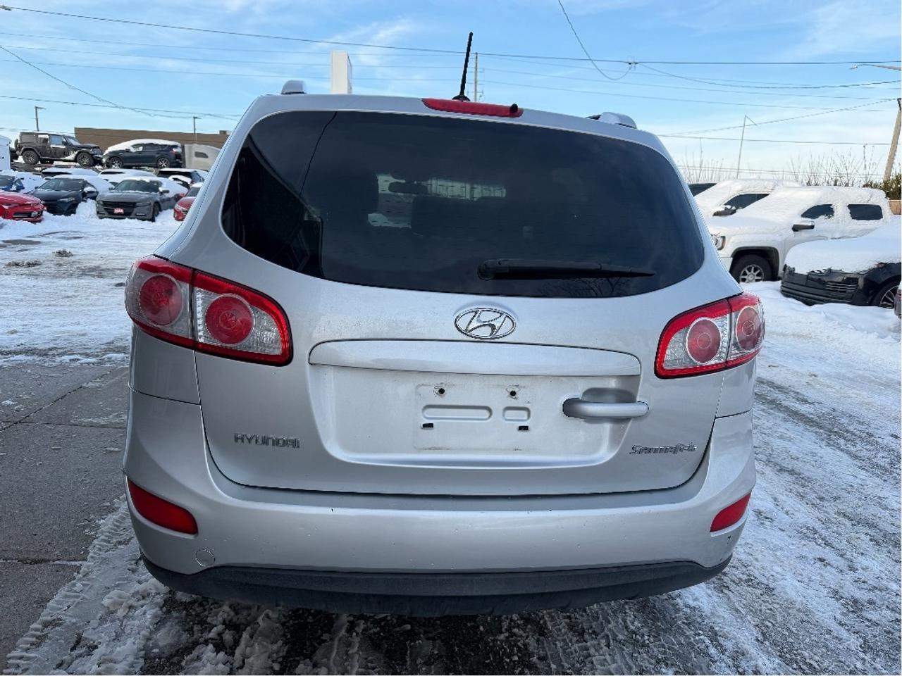 2011 Hyundai Santa Fe Low Mileage, Very Well Maintained, Drives Great !! Photo