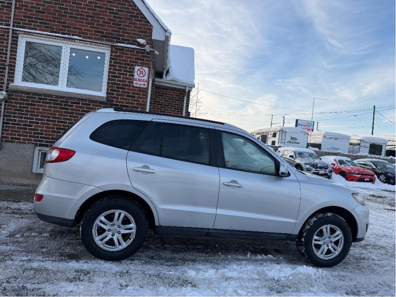 2011 Hyundai Santa Fe Low Mileage, Very Well Maintained, Drives Great !! Photo
