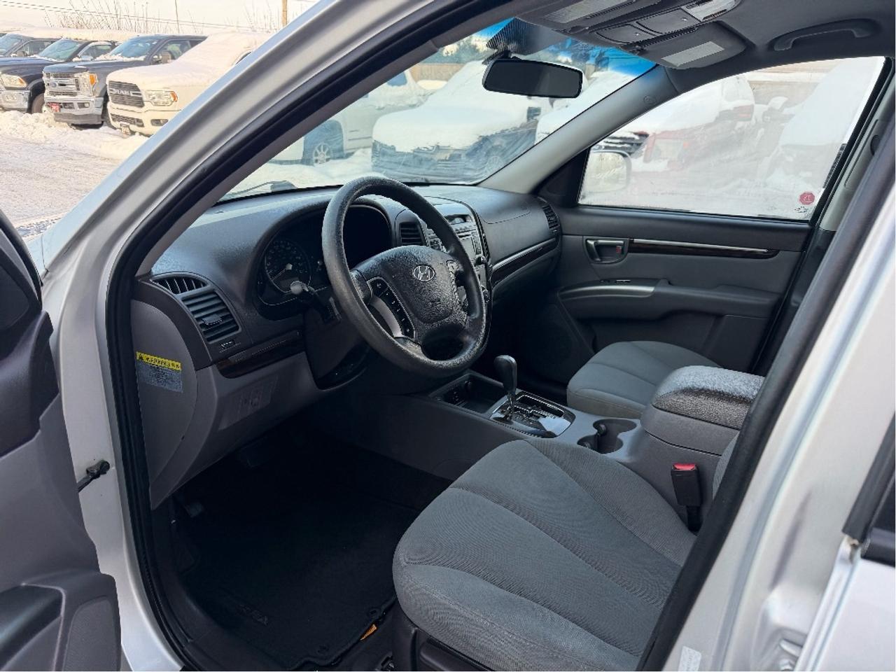 2011 Hyundai Santa Fe Low Mileage, Very Well Maintained, Drives Great !! Photo