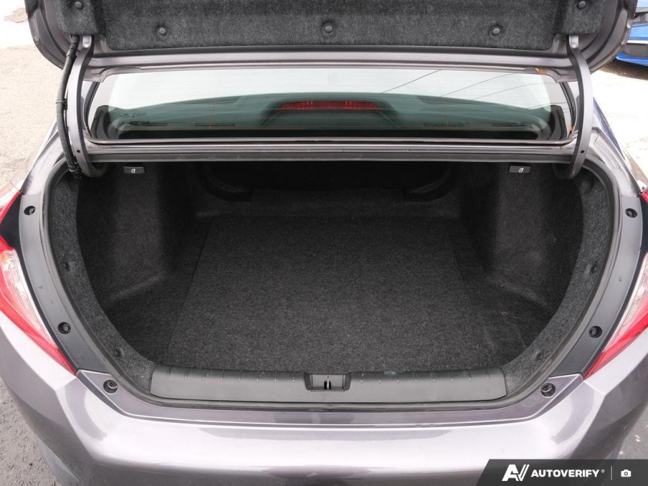 2021 Honda Civic SEDAN Photo