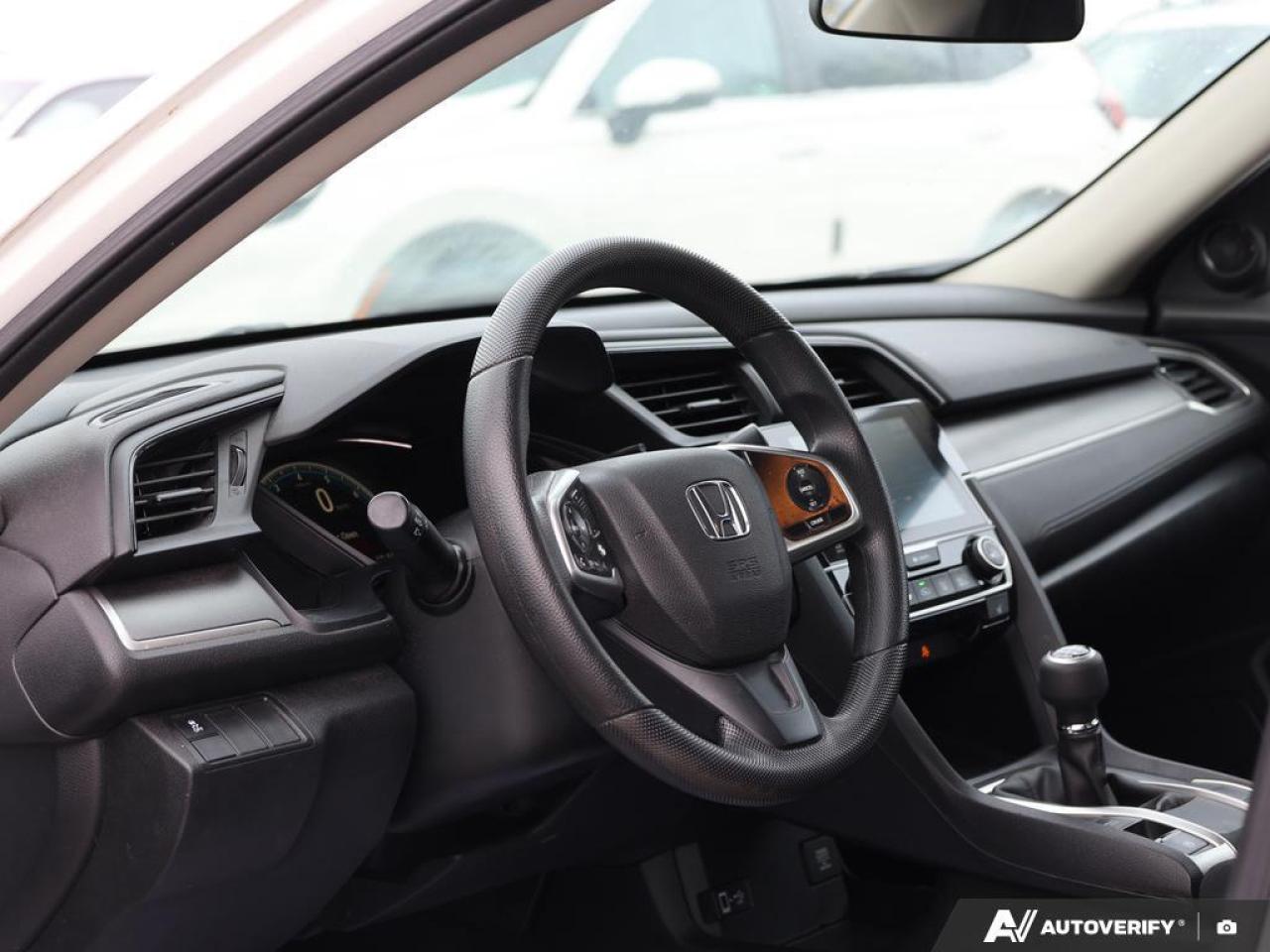 2018 Honda Civic SEDAN Photo