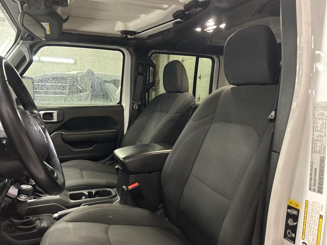 2022 Jeep Wrangler Unlimited SPORT S 4X4 | HARD TOP | CARPLAY | REMOTE START Photo