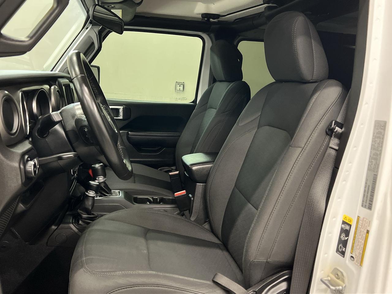 2022 Jeep Wrangler Unlimited 4X4 | HARD TOP | CARPLAY | REMOTE START Photo