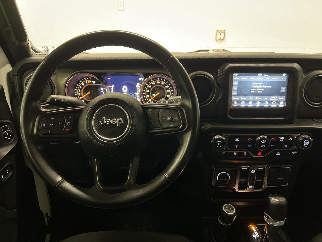 2022 Jeep Wrangler Unlimited 4X4 | HARD TOP | CARPLAY | REMOTE START Photo