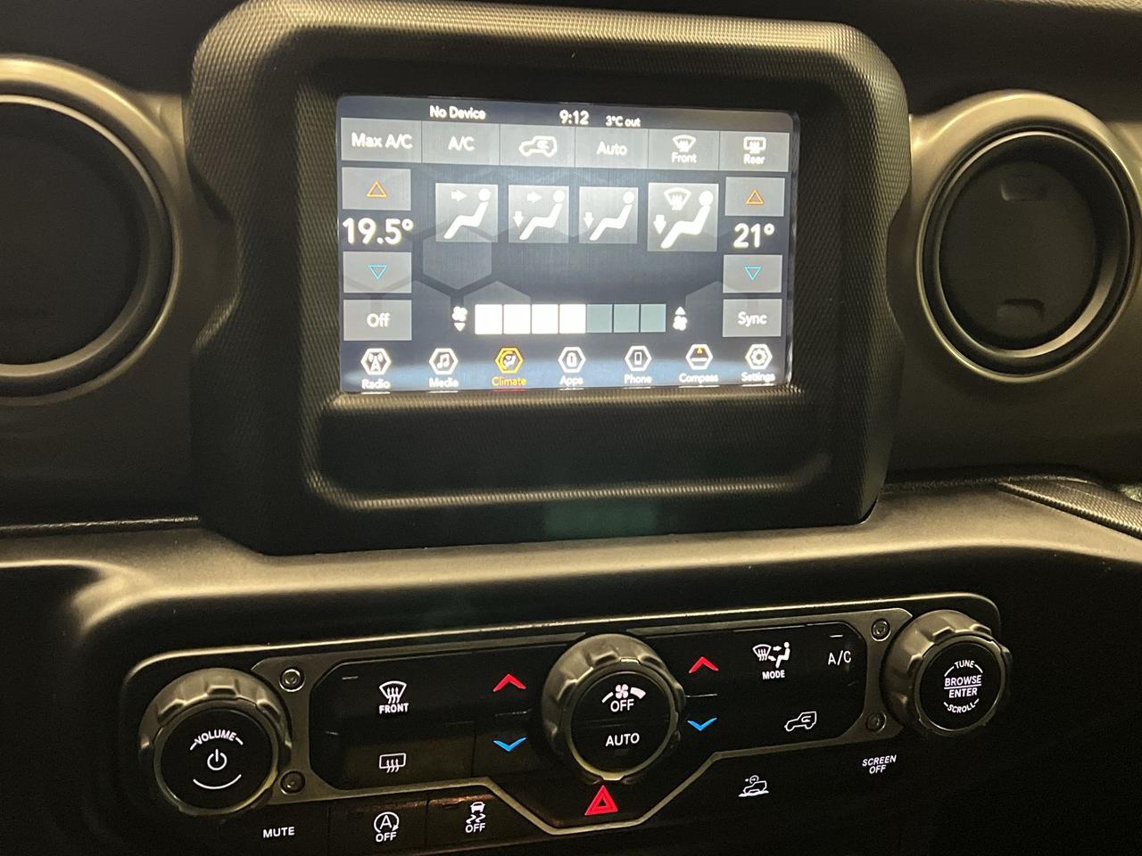 2022 Jeep Wrangler Unlimited 4X4 | HARD TOP | CARPLAY | REMOTE START Photo