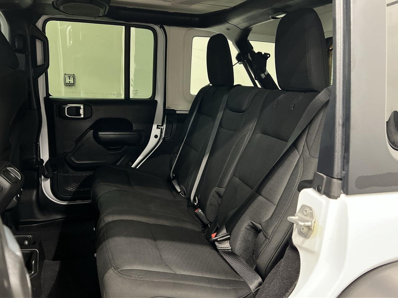 2022 Jeep Wrangler Unlimited 4X4 | HARD TOP | CARPLAY | REMOTE START Photo