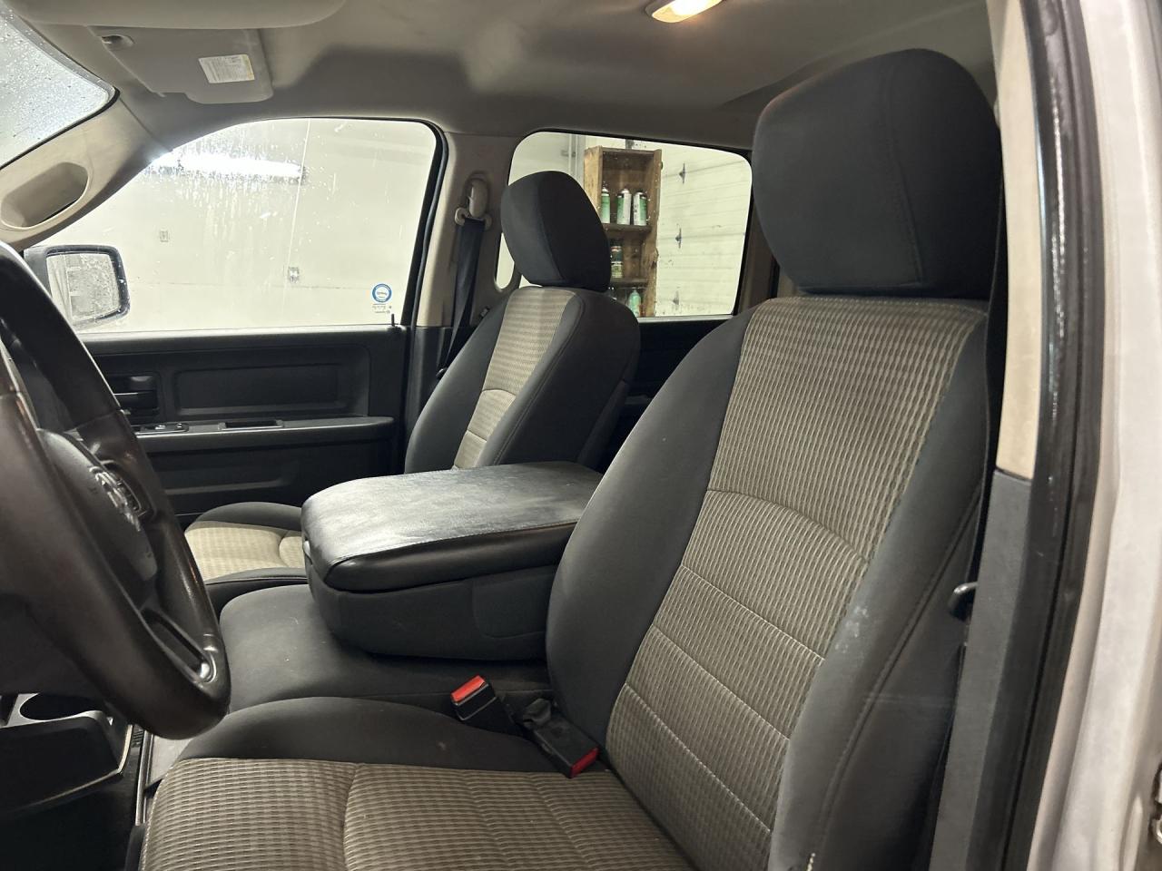 2012 RAM 1500 4X4 | 5.7L HEMI V8 | TOW PKG | BLUETOOTH | CREW Photo