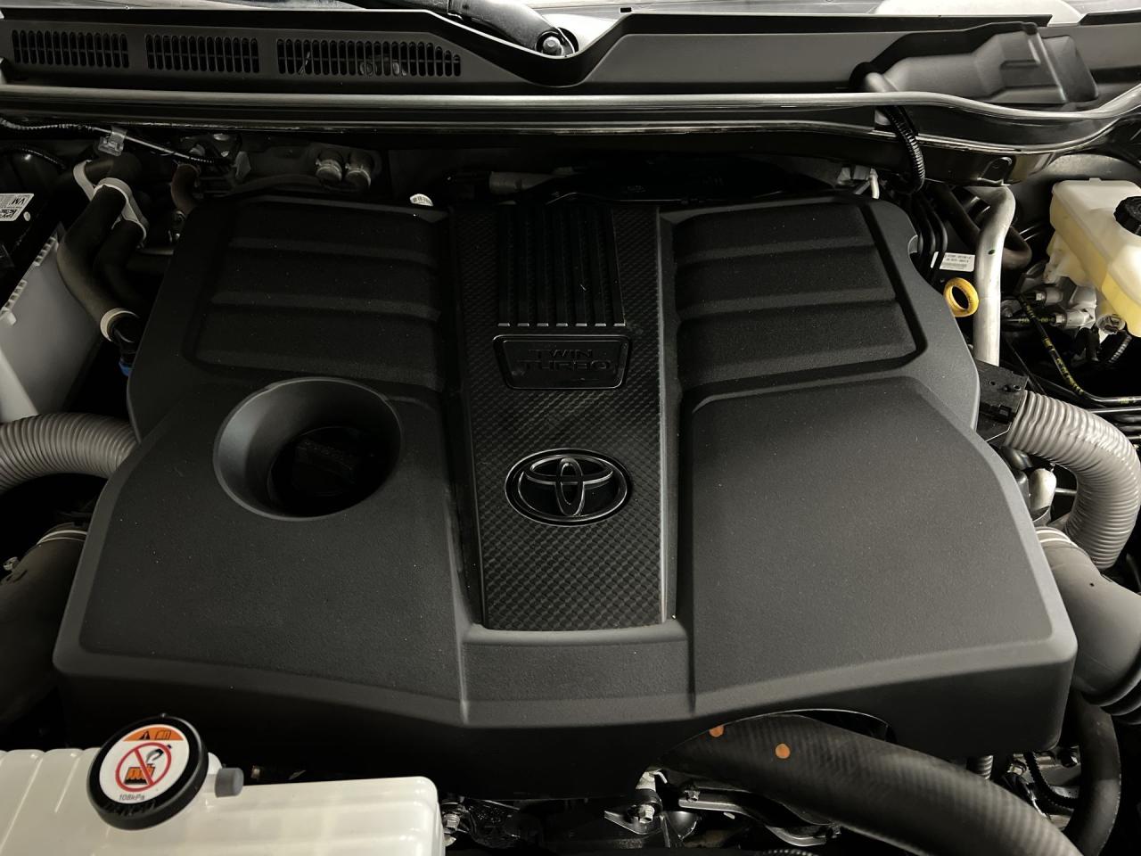 2024 Toyota Tundra TRD OFF-ROAD 4X4 | CREWMAX | HTD SEATS | CARPLAY Photo