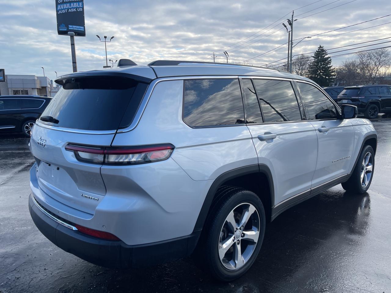 2022 Jeep Grand Cherokee PANORAMIC SUNROOF / NAV / LUXURY TECH GROUP Photo